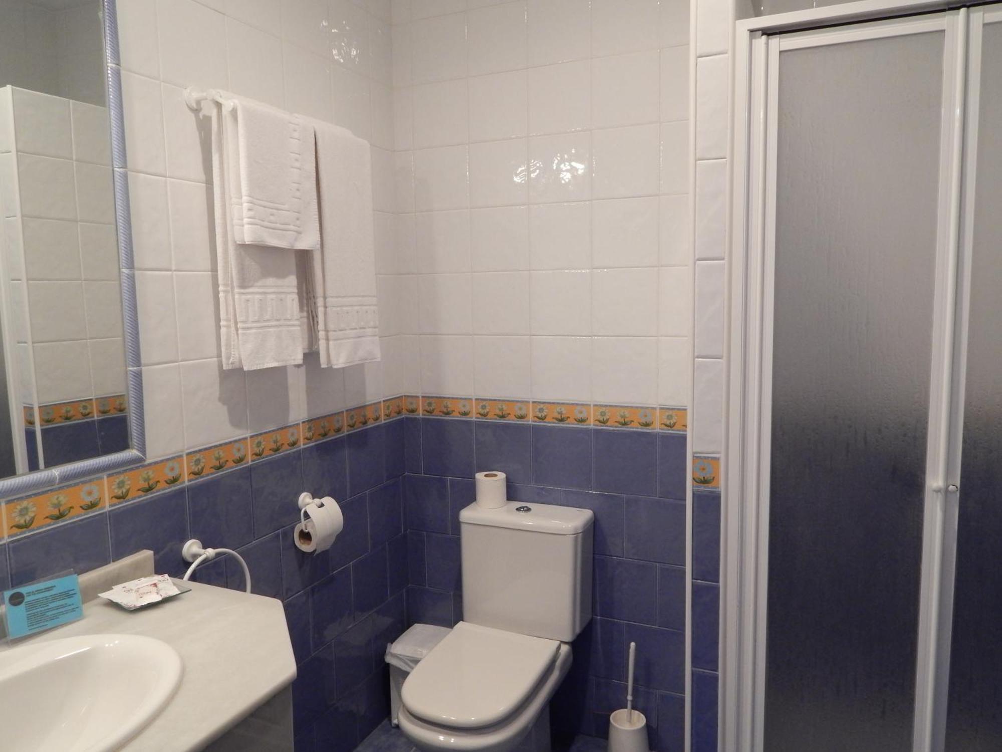 Hotel Cortijo Los Gallos Чиклана-де-ла-Фронтера Номер фото